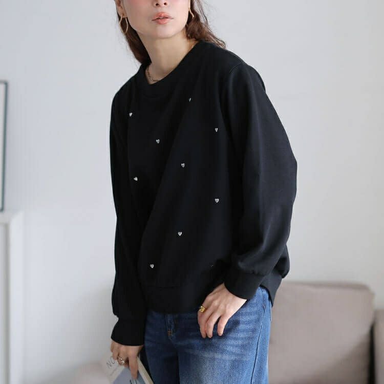 大きいサイズ レディース ハートスタッズラウンドネックプルオーバー　cpdai-647366 【メール便可】