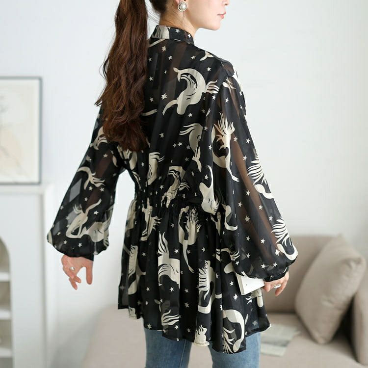 大きいサイズ レディース アート柄シャーリングペプラムシアーシャツ