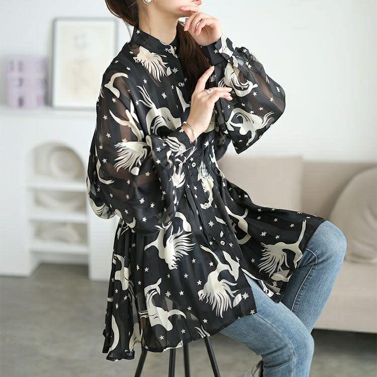 大きいサイズ レディース アート柄シャーリングペプラムシアーシャツ