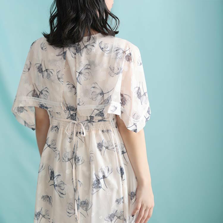 大きいサイズ レディース ケープスリーブフラワーワンピース