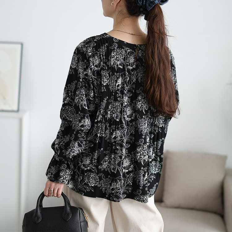 大きいサイズ レディース 花柄消しプリーツキャンディスリーブブラウス