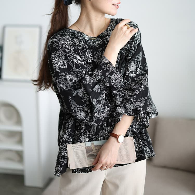 大きいサイズ レディース 花柄消しプリーツキャンディスリーブブラウス ブラック
