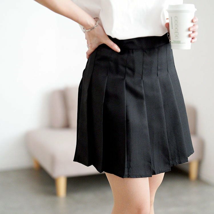 大きいサイズ レディース インナーパンツ付きプリーツミニスカート ブラック