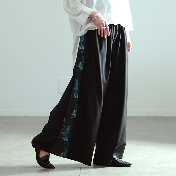 大きいサイズ レディース 花柄サイドラインワイドパンツ
