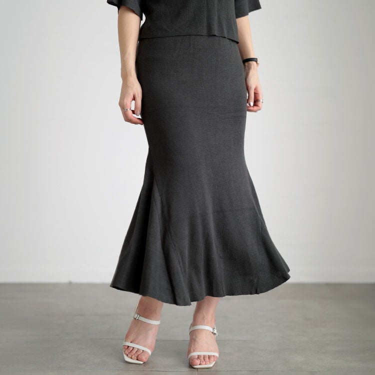 大きいサイズ レディース ニットトップス＆マーメイドラインスカートセットアップ