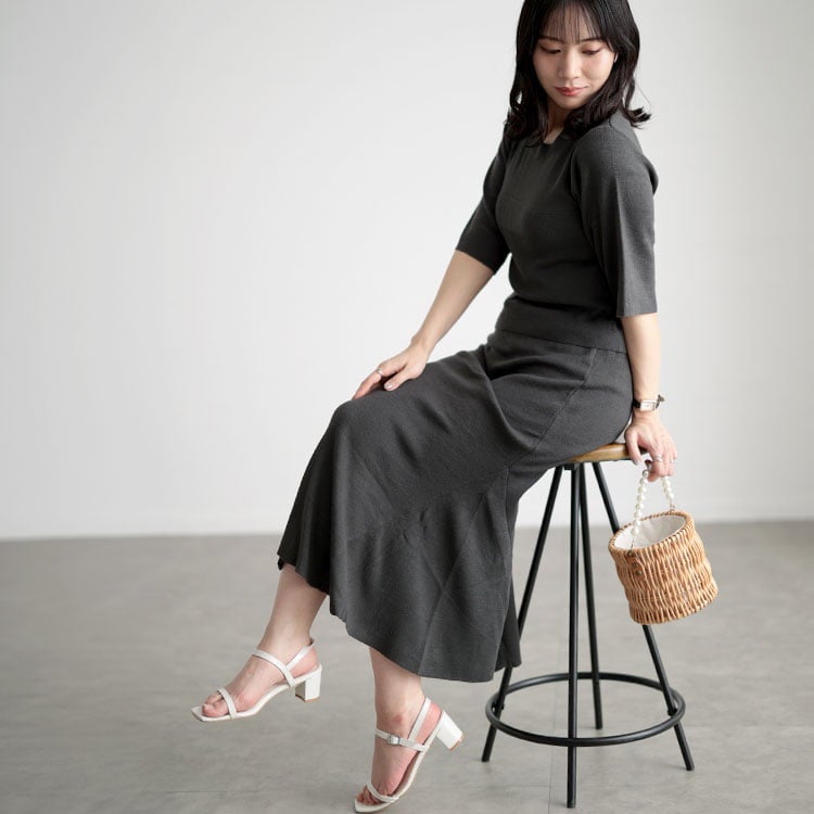 大きいサイズ レディース ニットトップス＆マーメイドラインスカートセットアップ