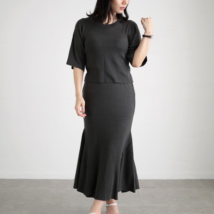 大きいサイズ レディース ニットトップス＆マーメイドラインスカートセットアップ