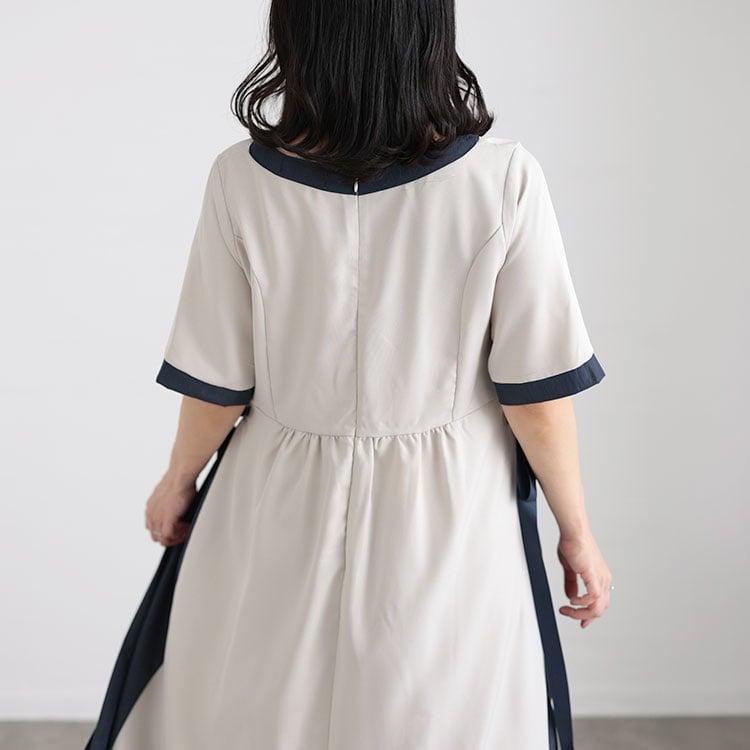 大きいサイズ レディース バイカラーパネル切替ワンピース