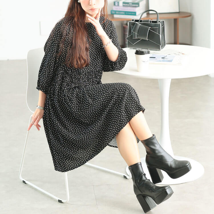 大きいサイズ レディース ドット柄ウエストシャーリングワンピース