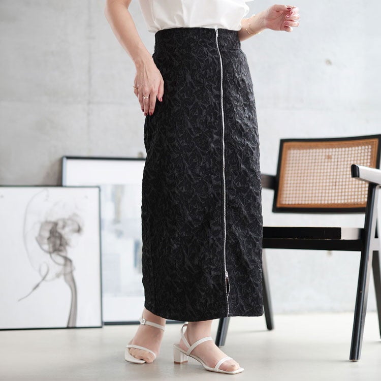 大きいサイズ レディース フロントジップエンボスフラワータイトスカート