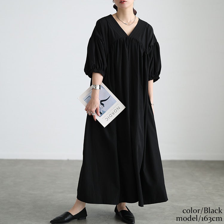 大きいサイズ レディース 接触冷感ギャザー切り替えフレアワンピース ブラック