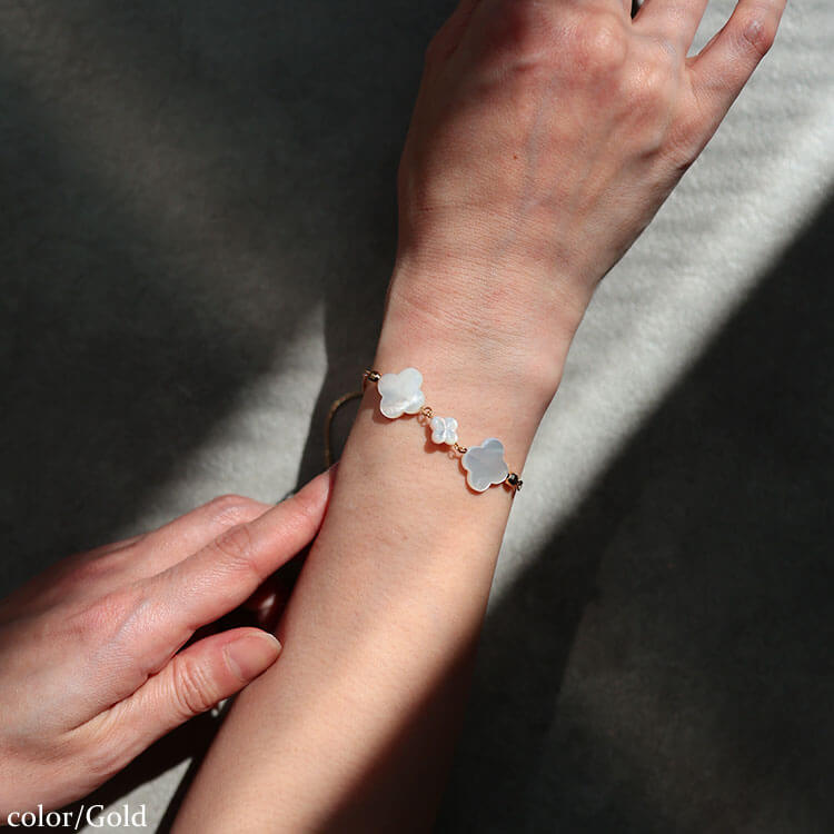 大きいサイズ レディース 天然シェルクローバーブレスレット