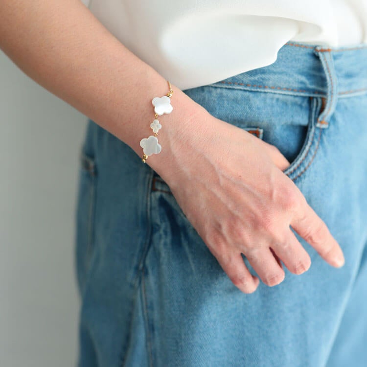 大きいサイズ レディース 天然シェルクローバーブレスレット ゴールド