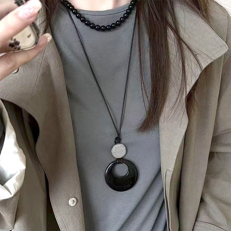 大きいサイズ レディース モダンサークル革紐ネックレス