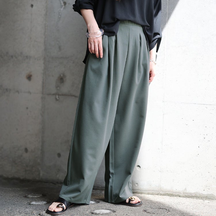 大きいサイズ レディース 冷感タックテーパードパンツ