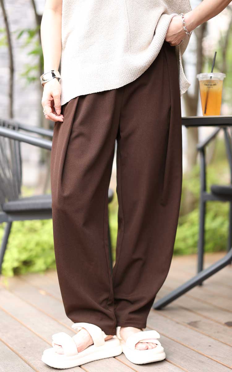 大きいサイズ レディース ストレッチタックテーパードパンツ