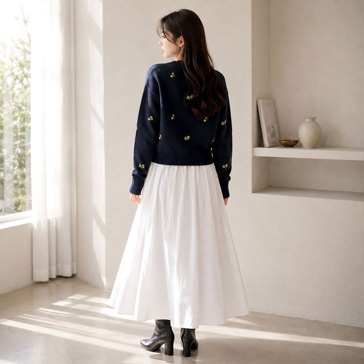 大きいサイズ レディース 小花刺繍ニットプルオーバー